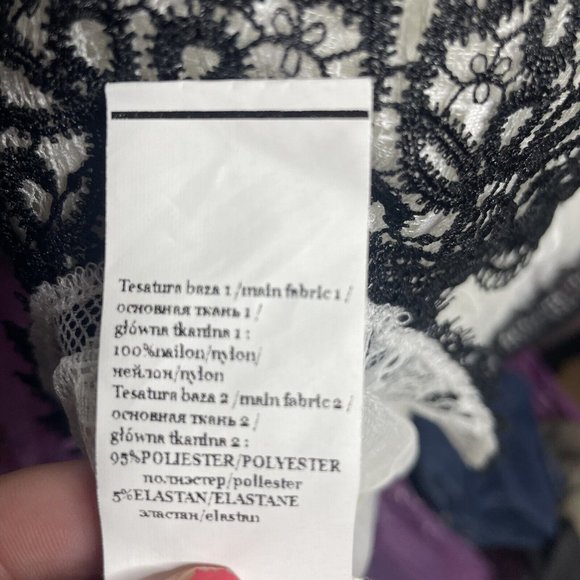 Wolf And Badger Nissa Dress EU 40 US 8 White Black Lace V Neck MIDI Short Sleeve - Picture 7 of 11